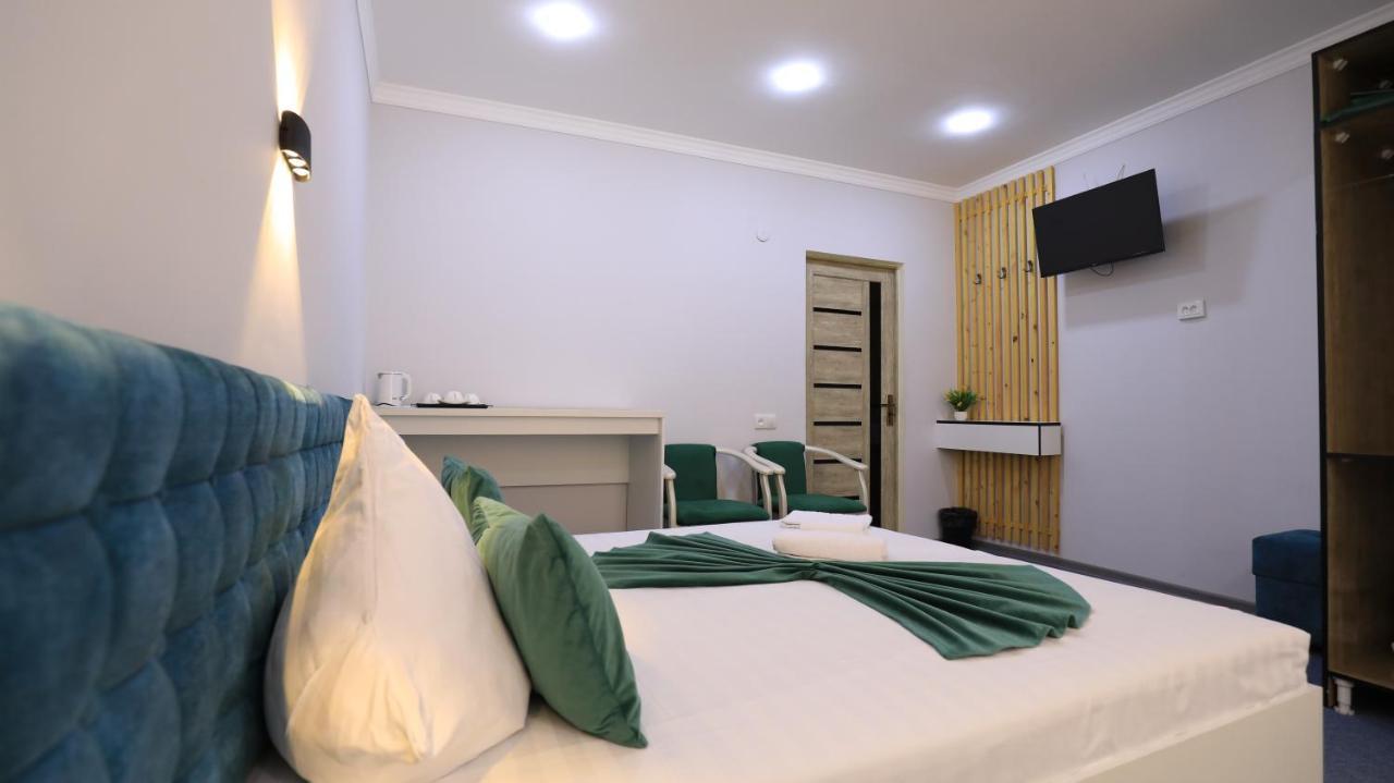 Sharq Hotel Ургенч Екстер'єр фото
