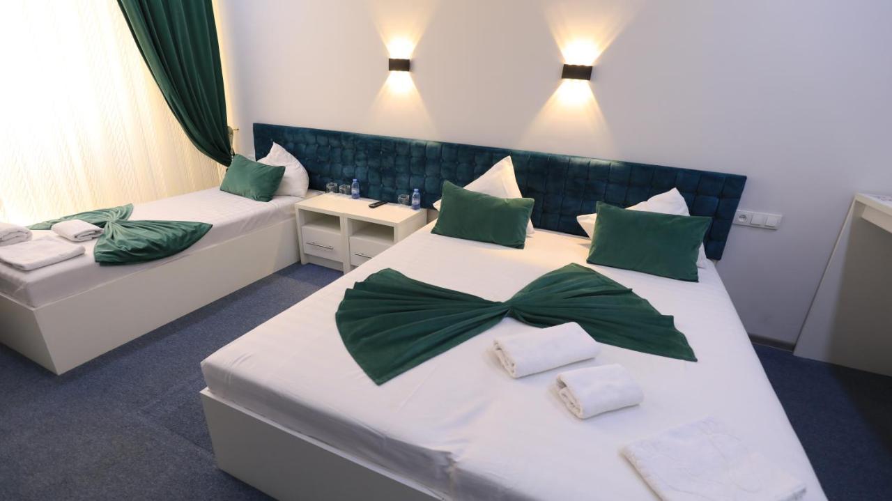 Sharq Hotel Ургенч Екстер'єр фото